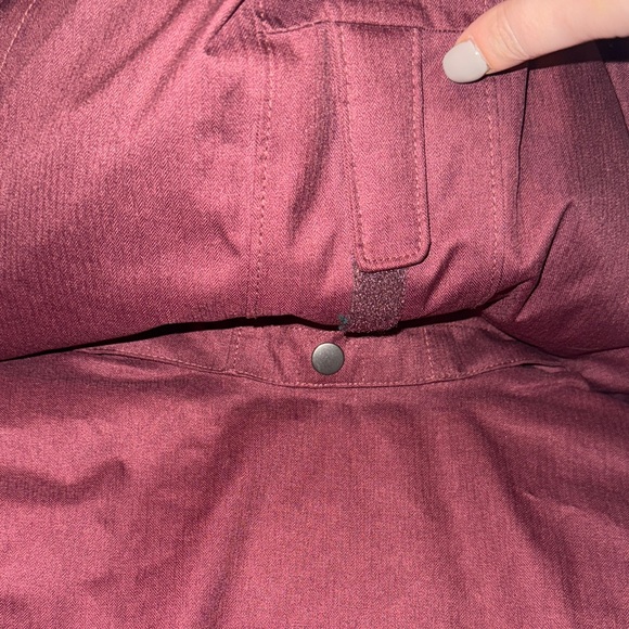 Columbia Women's Deep Maroon Parka with Fur Hood - Picture 5 of 5